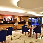 Jasmin Elite & Ξενοδοχείο